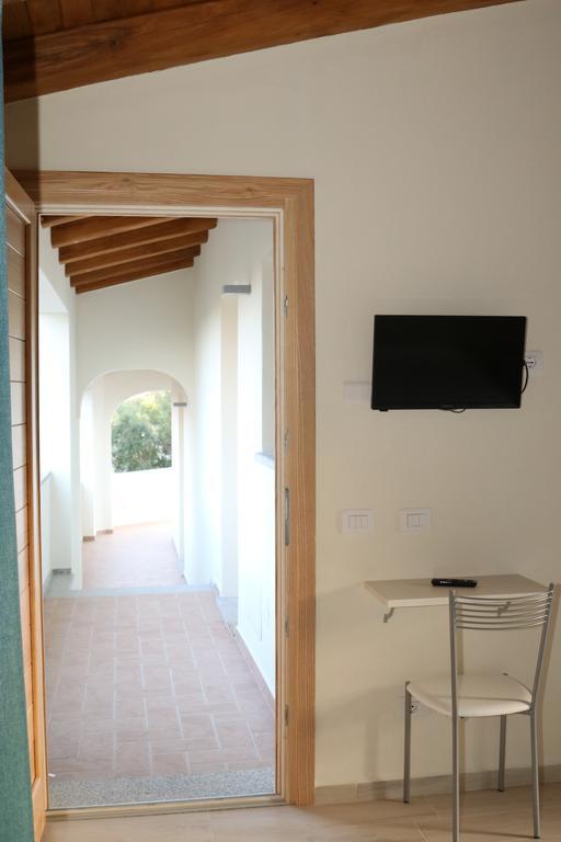 Mediterraneo 圣特奥多罗 外观 照片