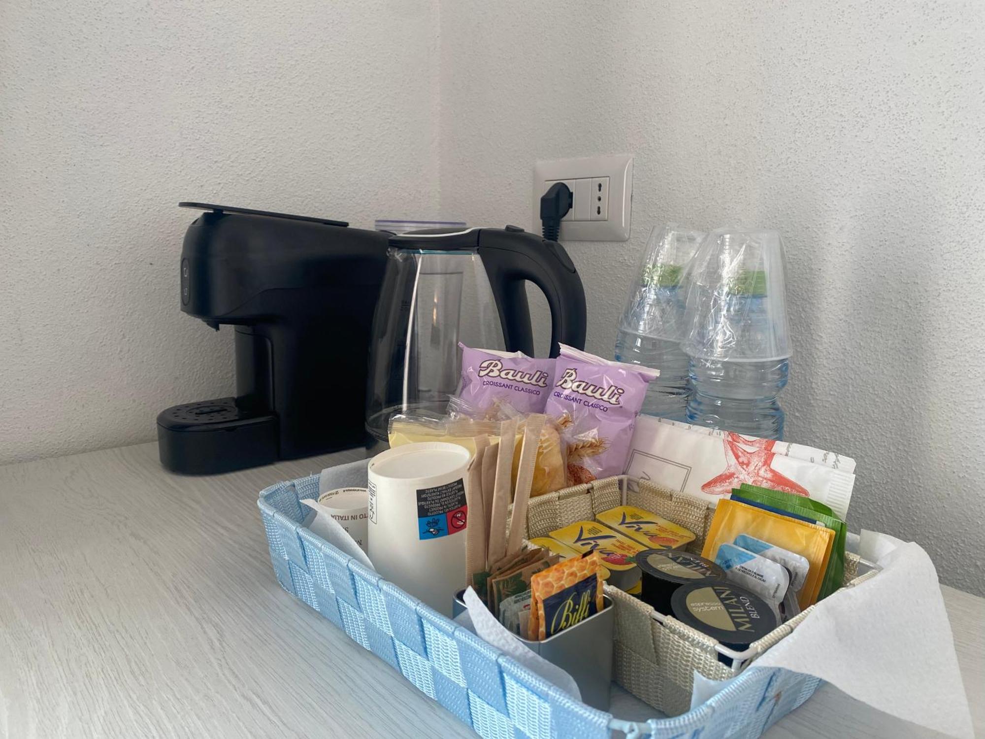 Mediterraneo 圣特奥多罗 外观 照片