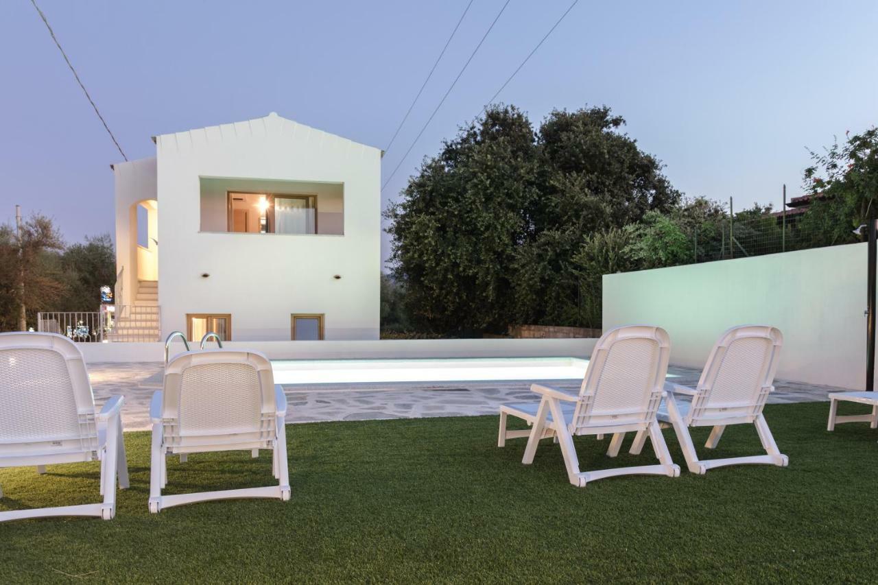 Mediterraneo 圣特奥多罗 外观 照片
